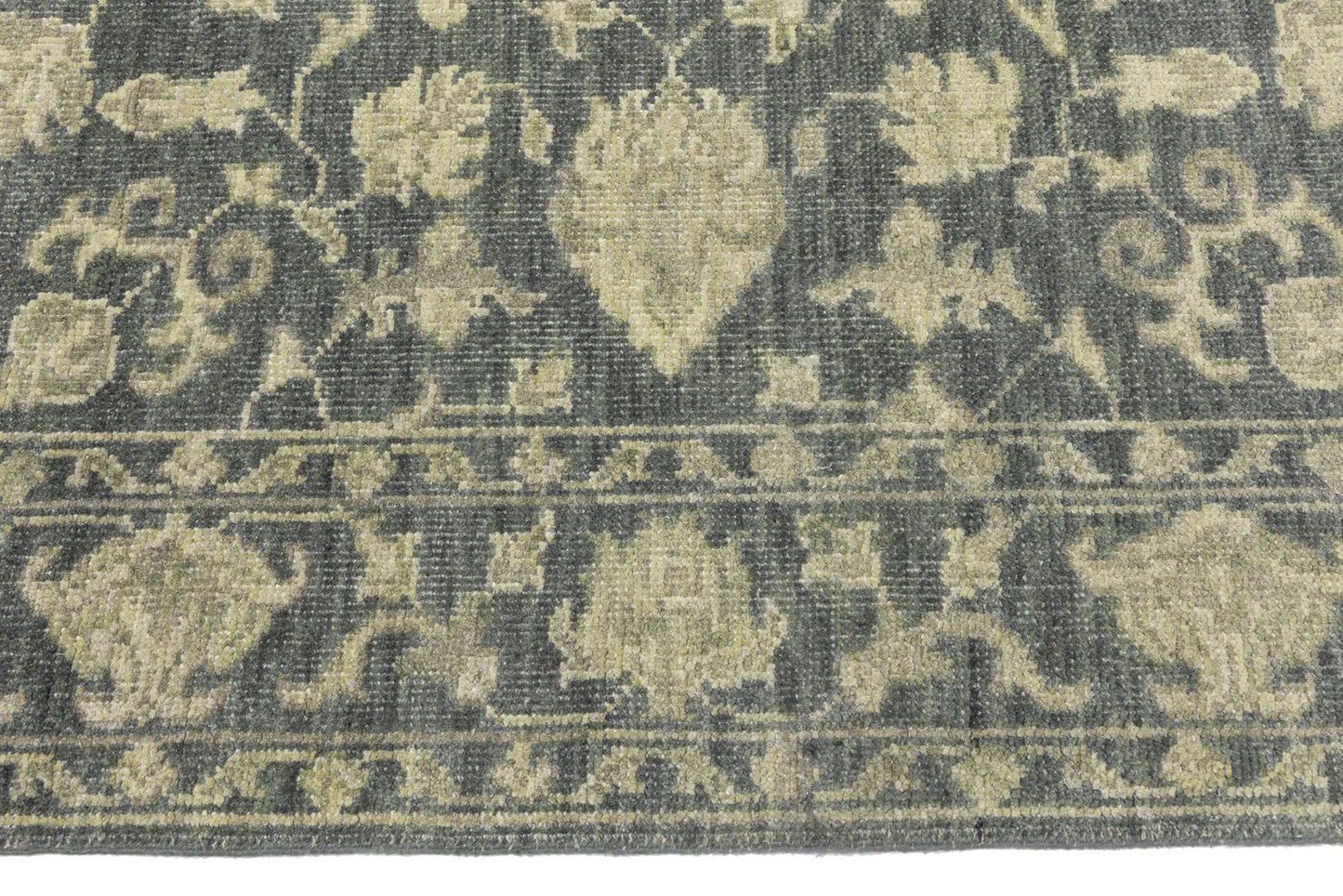 Hand-Knotted Floral Transitional Oriental Rug