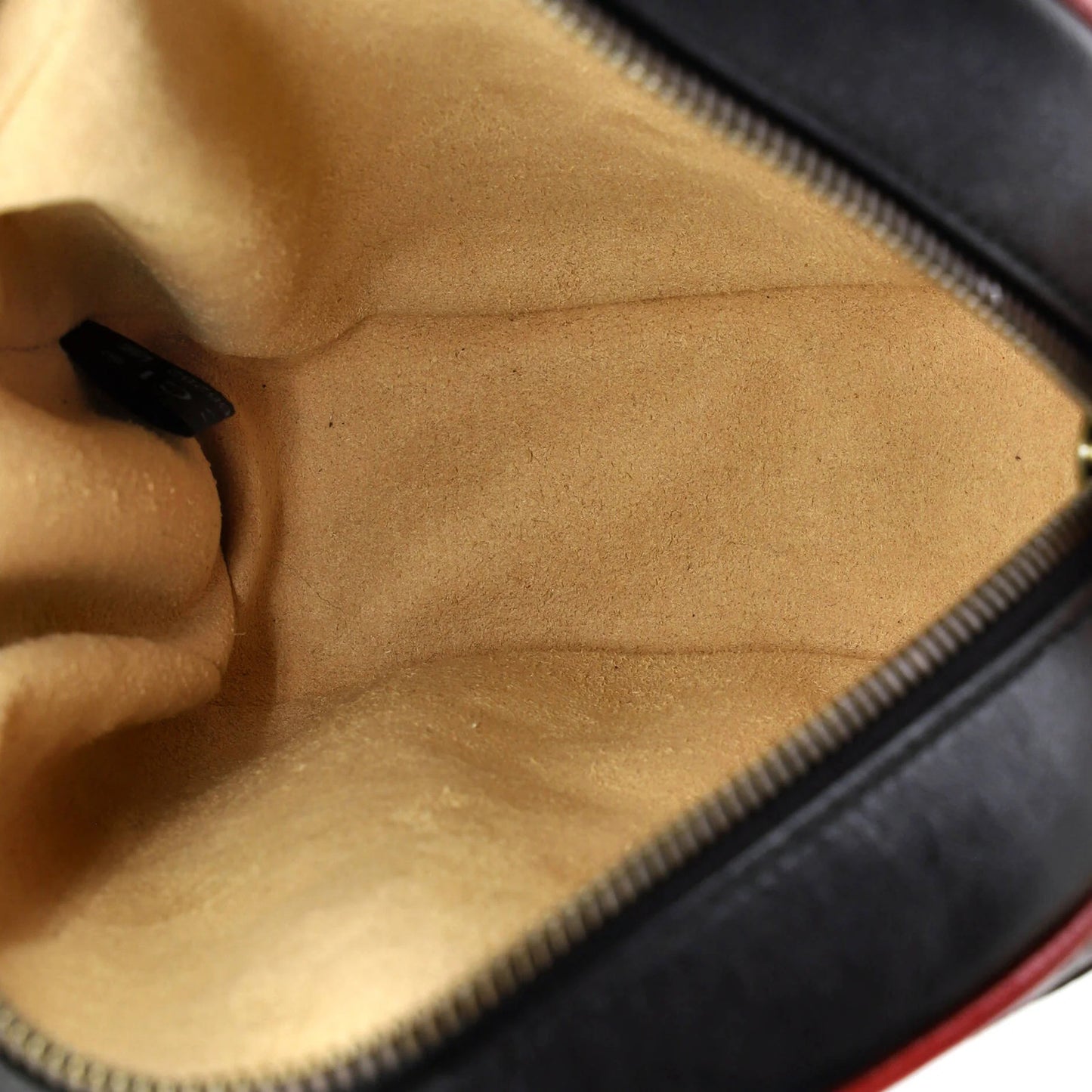 Gucci Gg Marmont Round Shoulder Bag Diagonal Quilted Leather Mini