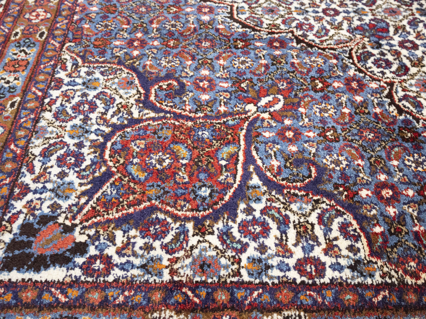 Vintage Oriental Rug Traditional Classic Floral