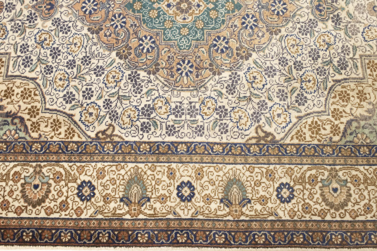 Semi-Antique Traditional Oriental Rug Muted