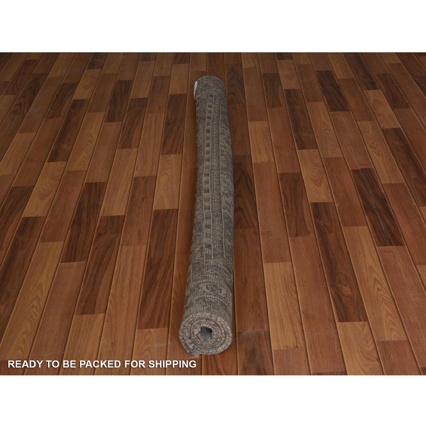 5'8"X8' Natural Colors Old And Worn Down Farsian Sheeraz Hand Knotted Rug