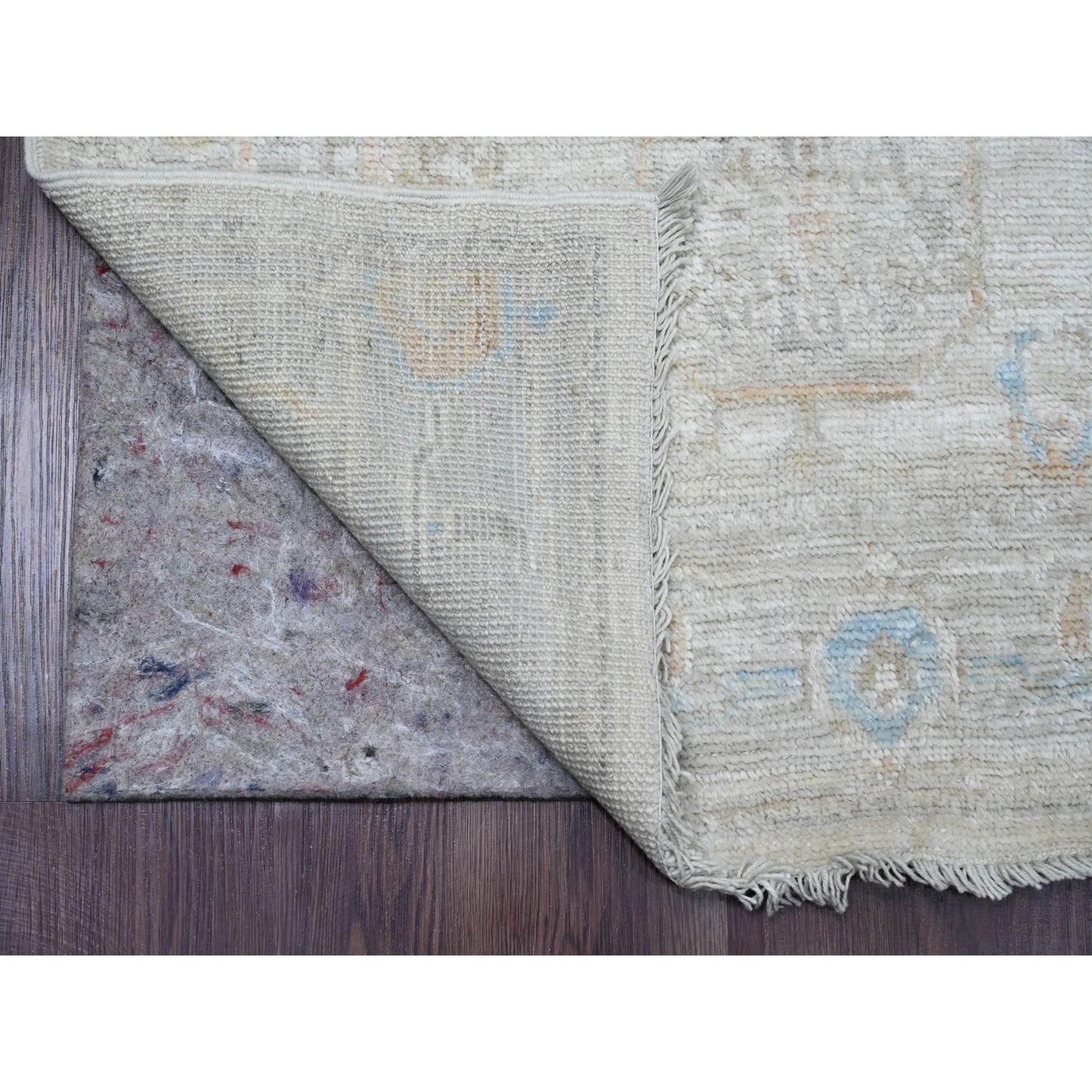 2'8"X12'4" White Hand Knotted Angora Oushak Leaf Design Wool Runner Rug
