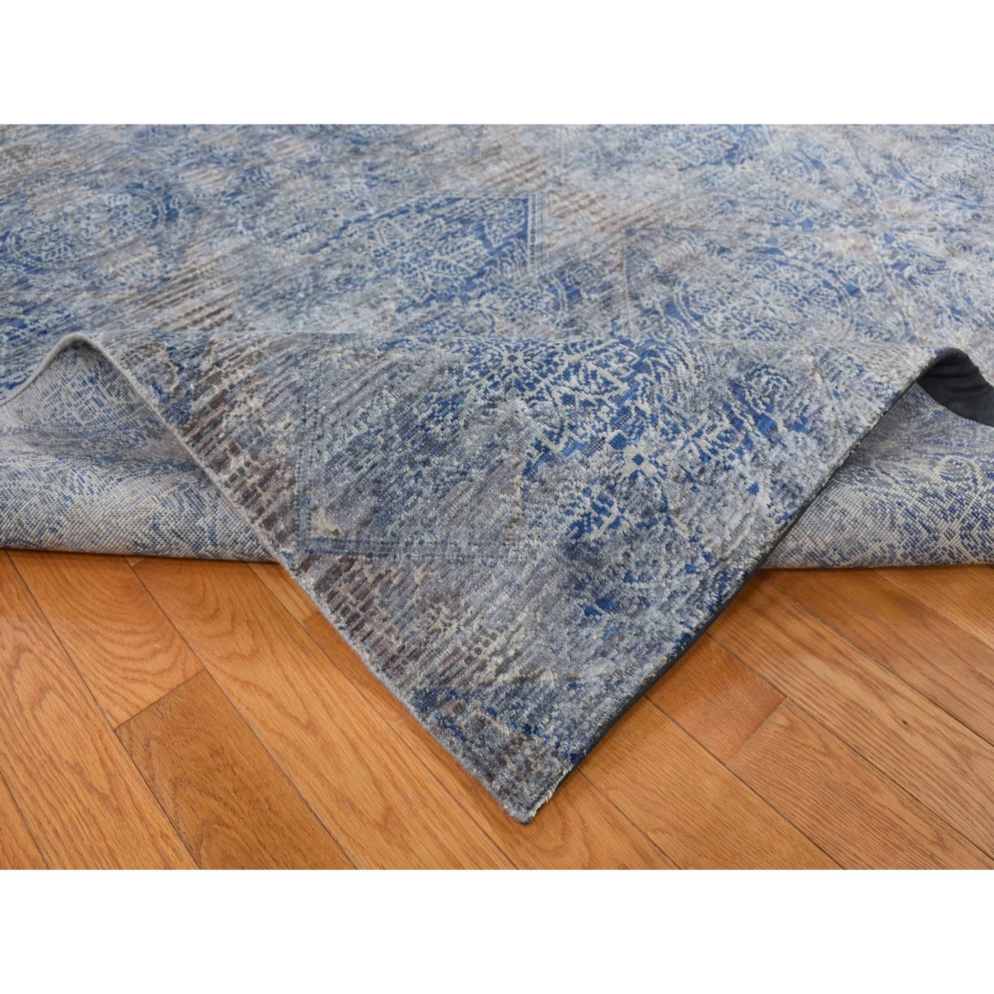 9'X12' Wolf Gray Broken Rosette Design Wool And Silk Hand Knotted Rug