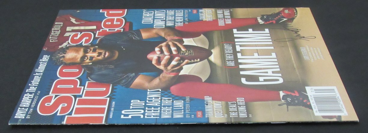 Larry Fitzgerald Signed 2011 Sports Illustrated