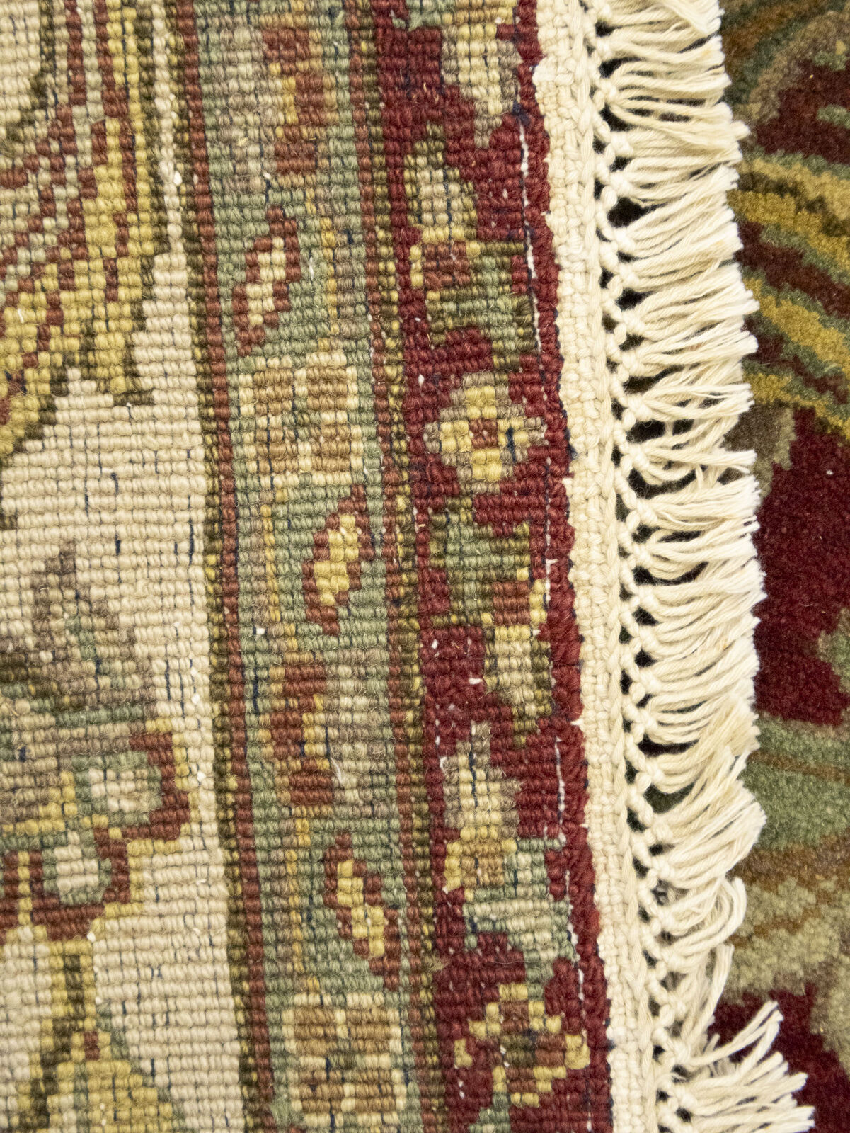 Hand-Knotted Thick Pile Floral Oriental Rug Agra