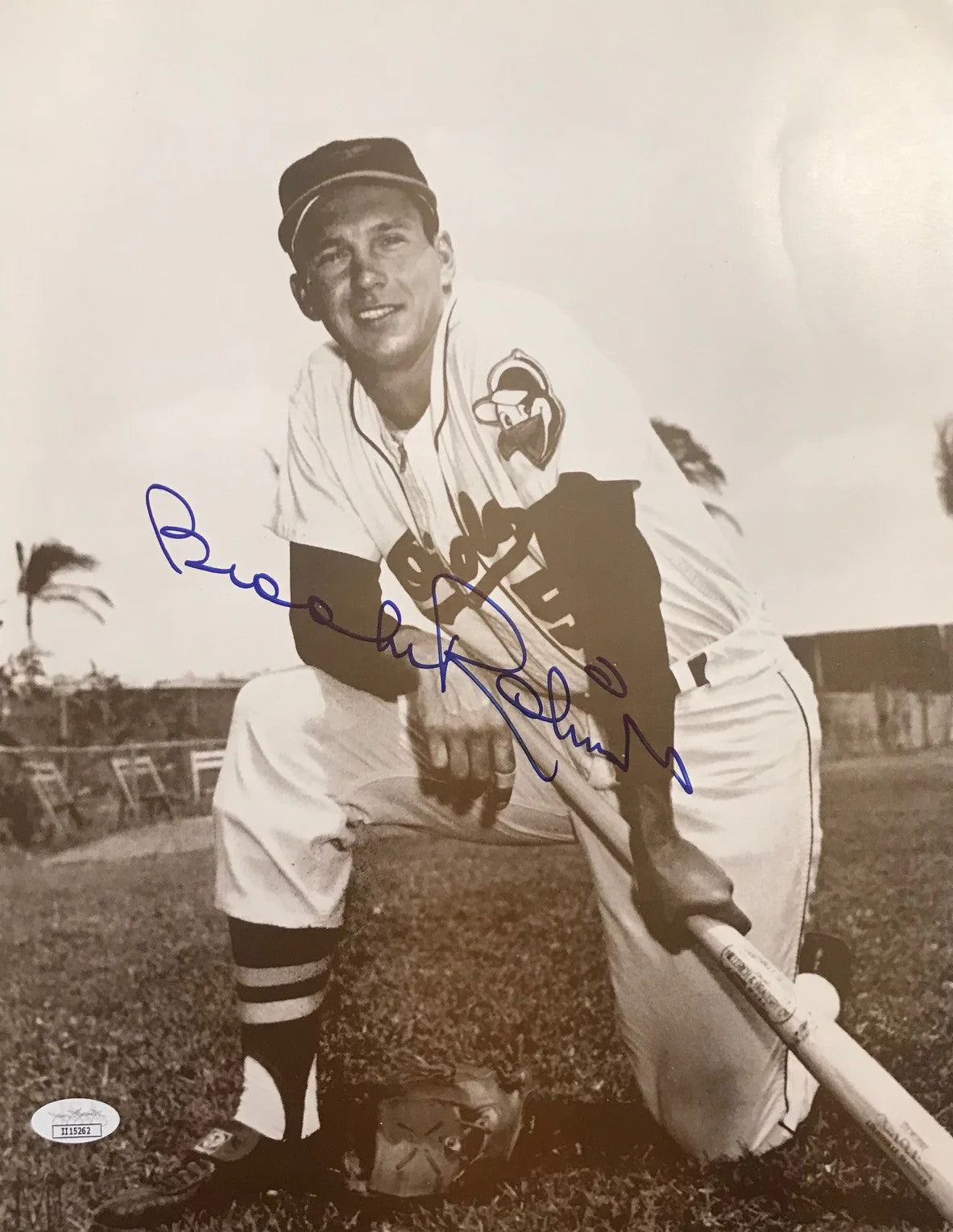 Brooks Robinson Signed 11X14 Photo (Jsa)