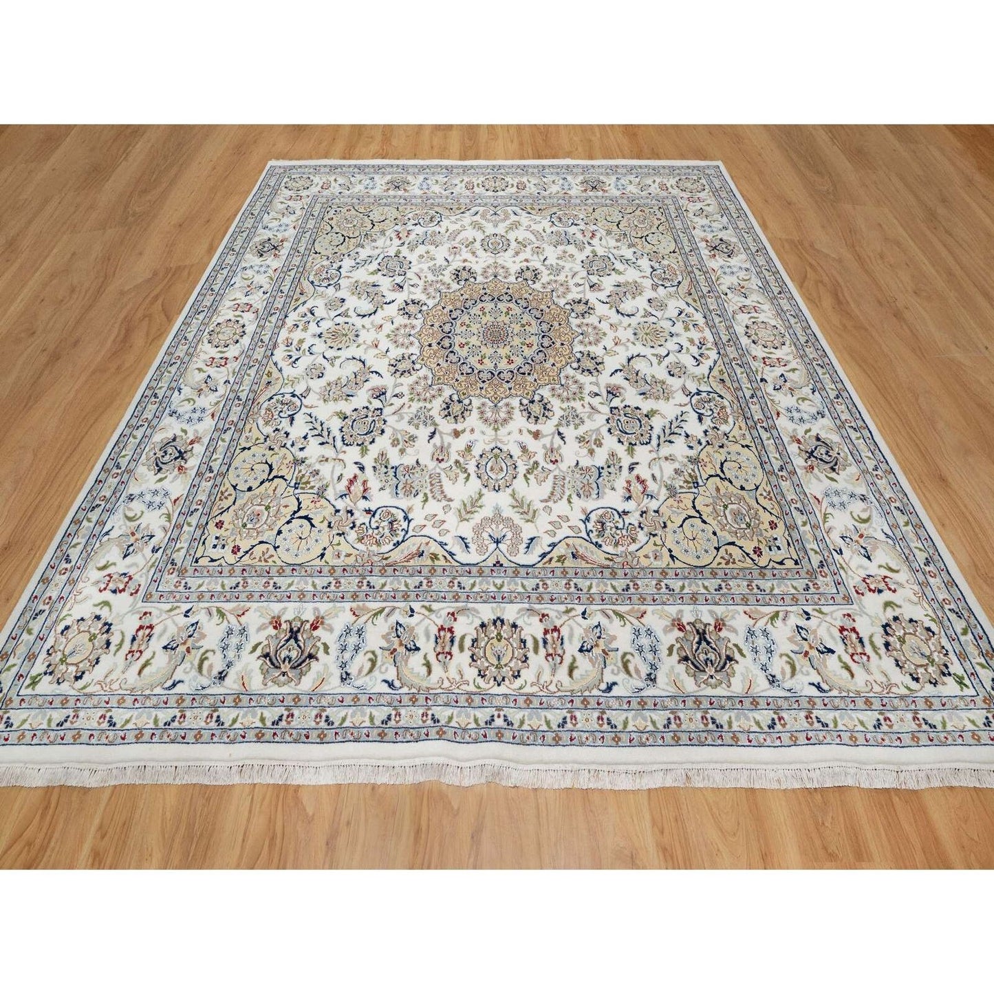 10'2"X10'2" Snow White 250 Kpsi Hand Knotted Nain Wool & Silk Square Rug