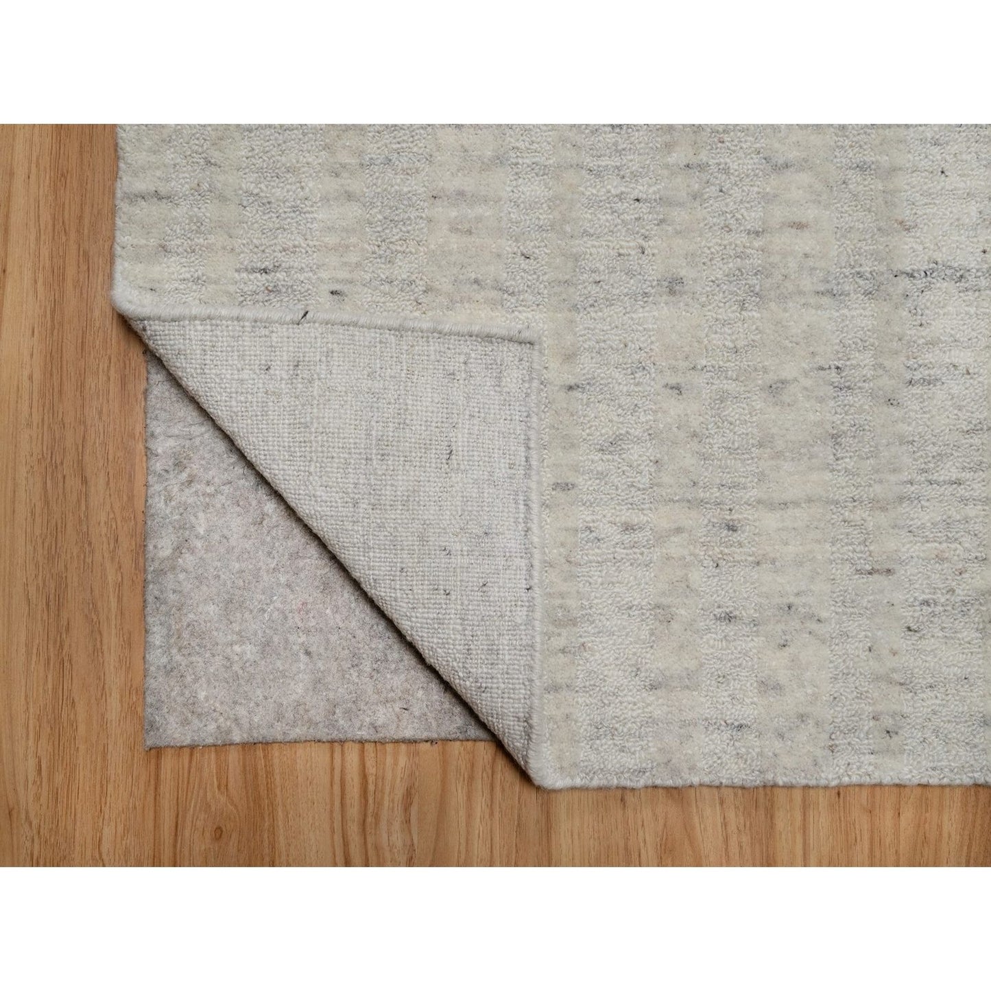 2'5"X10' Ivory Hand Loomed Vertical Stripe Design Natural Wool Runner Rug