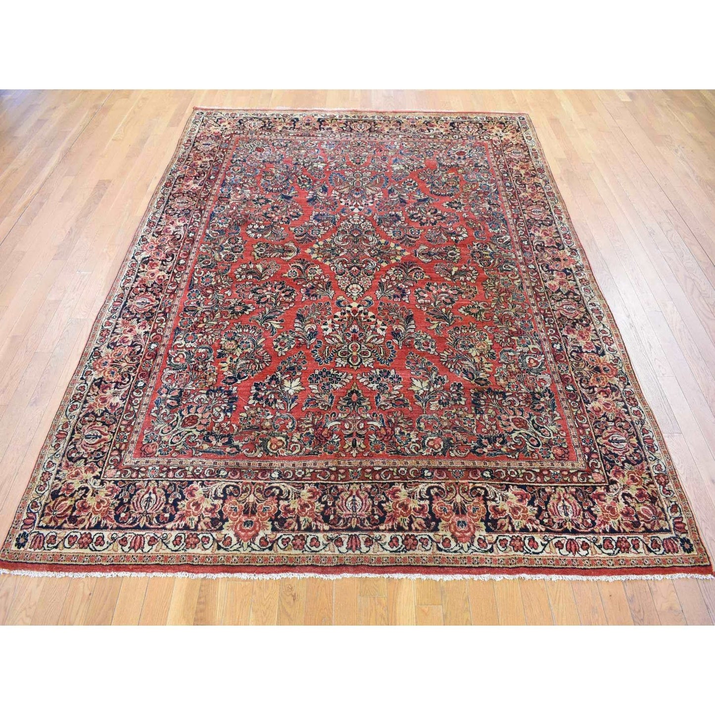 7'10"X9'10" Red Farsian Saroogh Soft Wool Hand Knotted Full Pile Rug