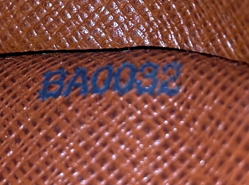 Louis Vuitton Blois Handbag Monogram Canvas