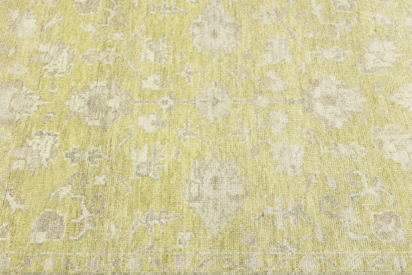 5X8 Ft Transitional Oriental Rug Floral Design