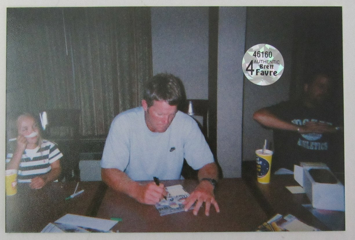 Brett Favre Signed/Auto 2002 Sports Illustrated