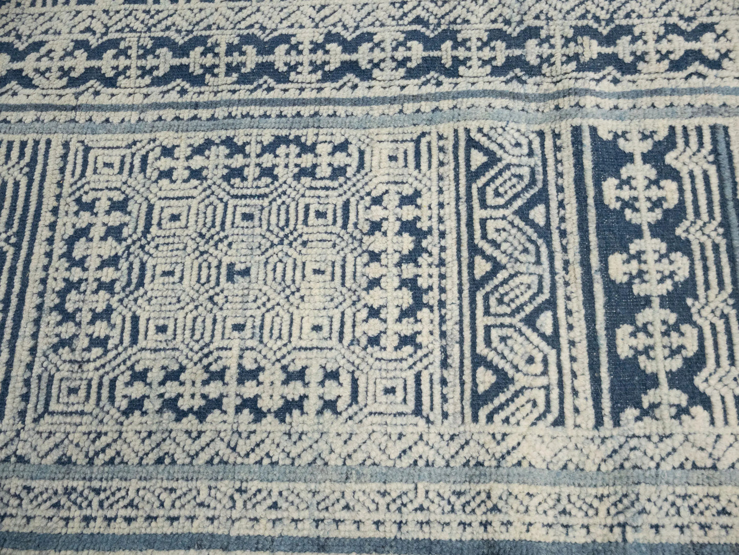 Large Modern Geometric Oriental Rug Cream