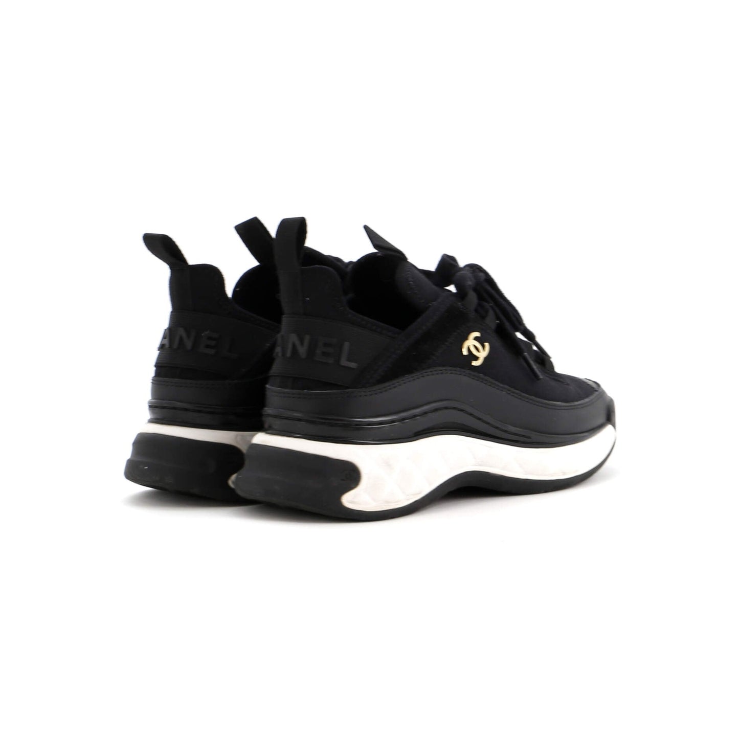 Chanel Women'S Cc Cap Toe Logo Sneakers Mixed Fibers
