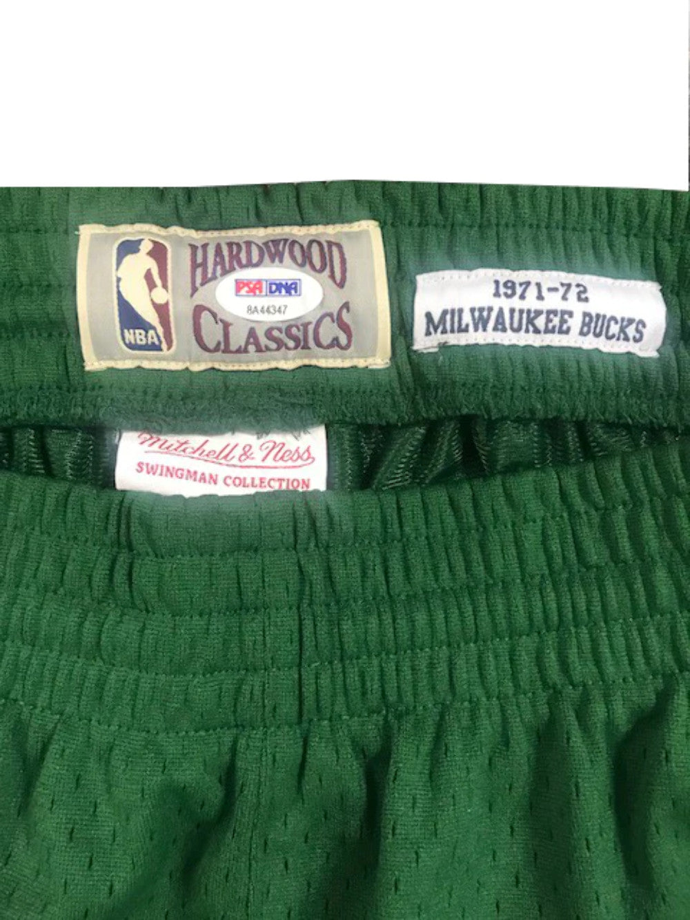 Oscar Robertson Autographed Mitchell & Ness Milwaukee Bucks Shorts (Psa)
