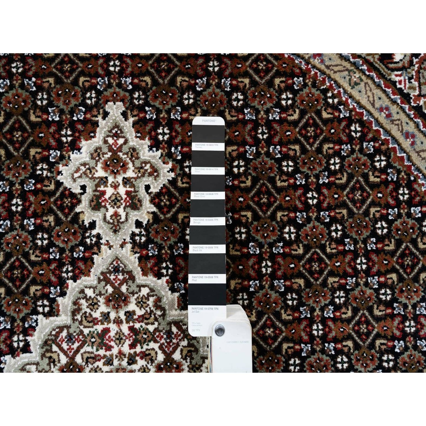 5'X5' 175 Kpsi Hand Knotted Black Tebraz Mahi Wool And Silk Round Rug