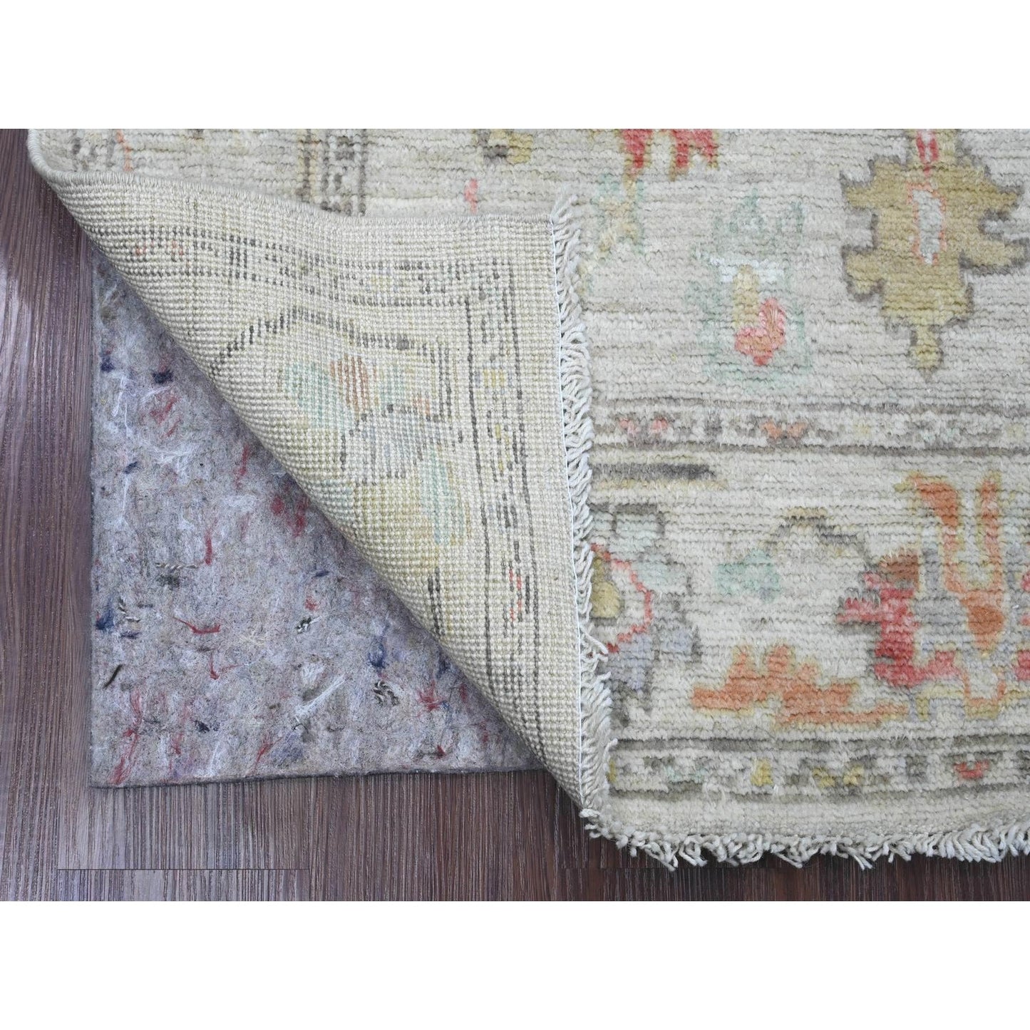 3'10"X5'10" White Afghan Angora Oushak Leaf Design Hand Knotted Wool Rug
