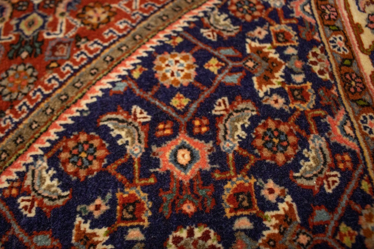 Handmade Vintage Oriental Rug 4X5 Ft Rust Orange