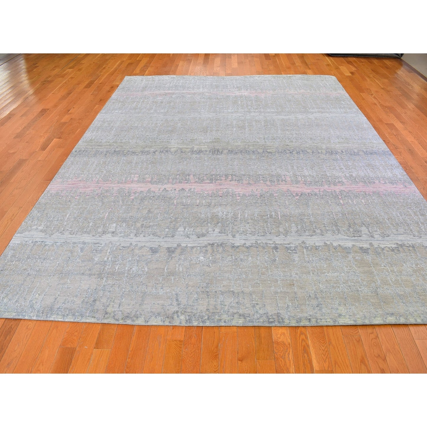 9'X12'5" Pink Cardiac Design Textured Wool And Pure Silk Hand Knotted Rug