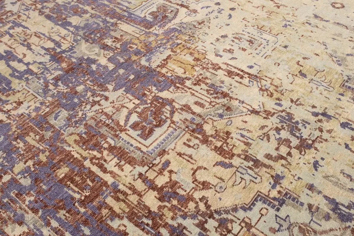 Distressed Floral Heriz Serapi Oriental Rug