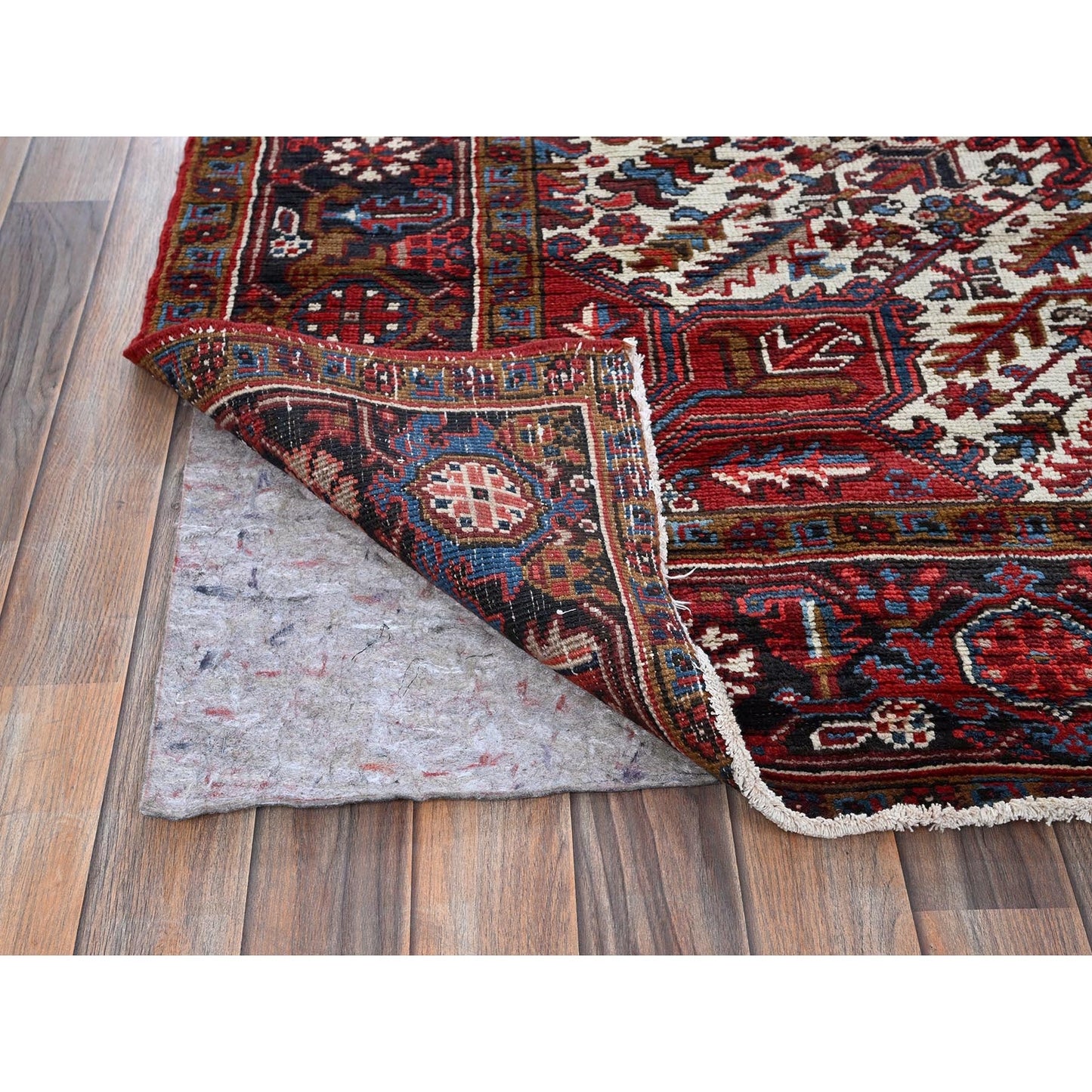 7'3"X9'5" Red Vintage Zoroastrian Heris 100% Wool Hand Knotted Oriental Rug
