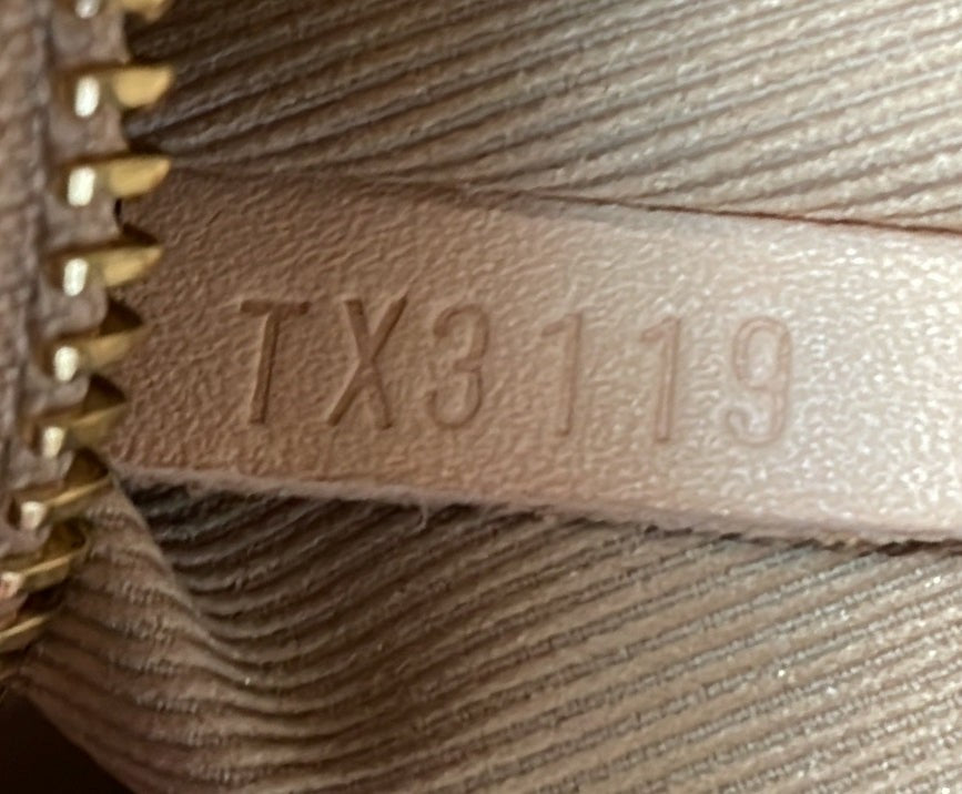 Louis Vuitton Graceful Handbag Monogram Canvas Mm