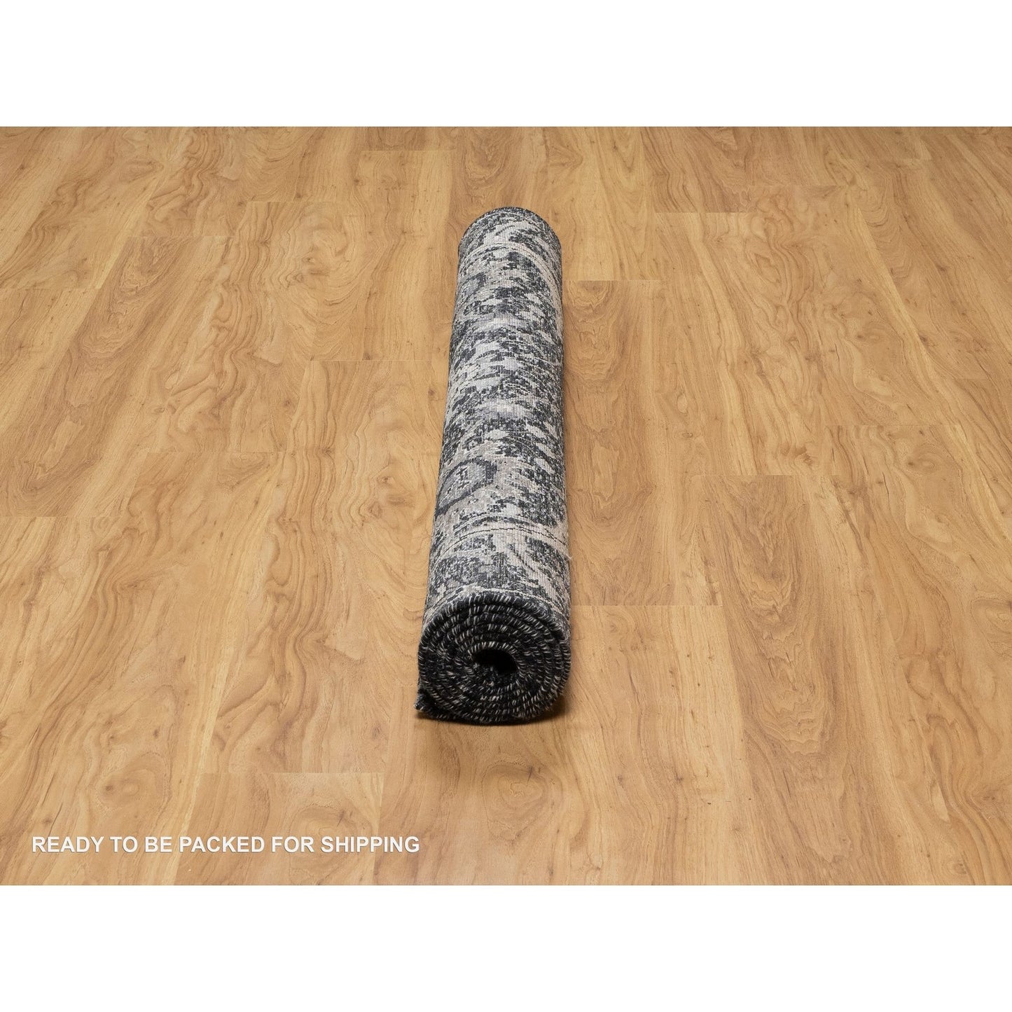 4'10"X7' Phantom Black Hand Knotted Sickle Leaf Design Wool And Silk Rug