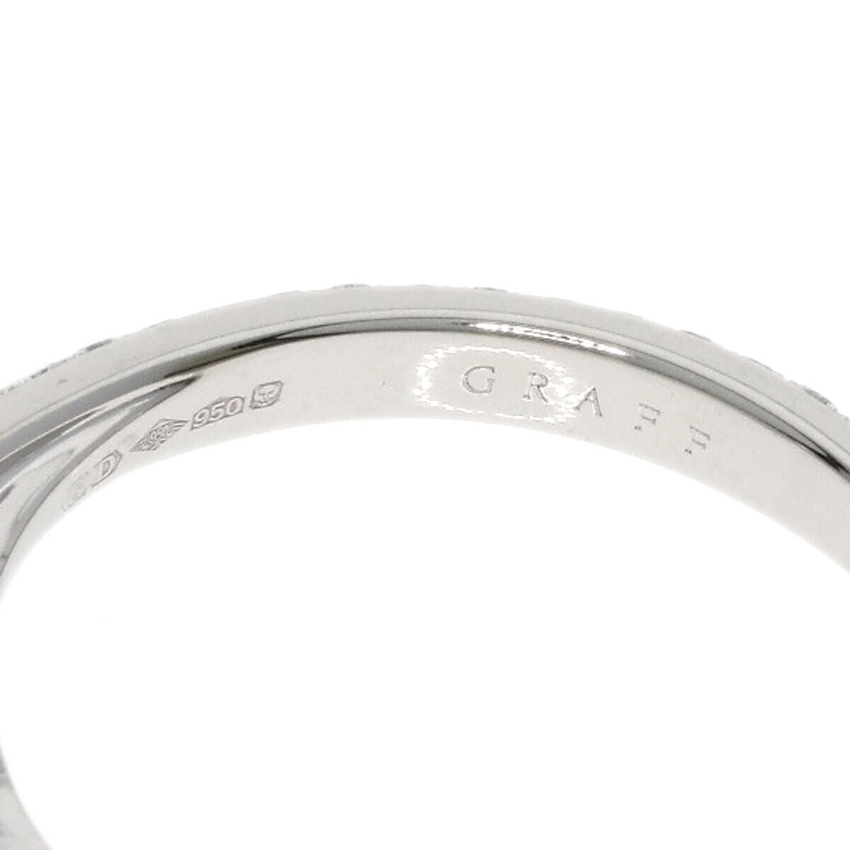 Graff Ring Legacy Round Diamond E-Vs1-Vg-F