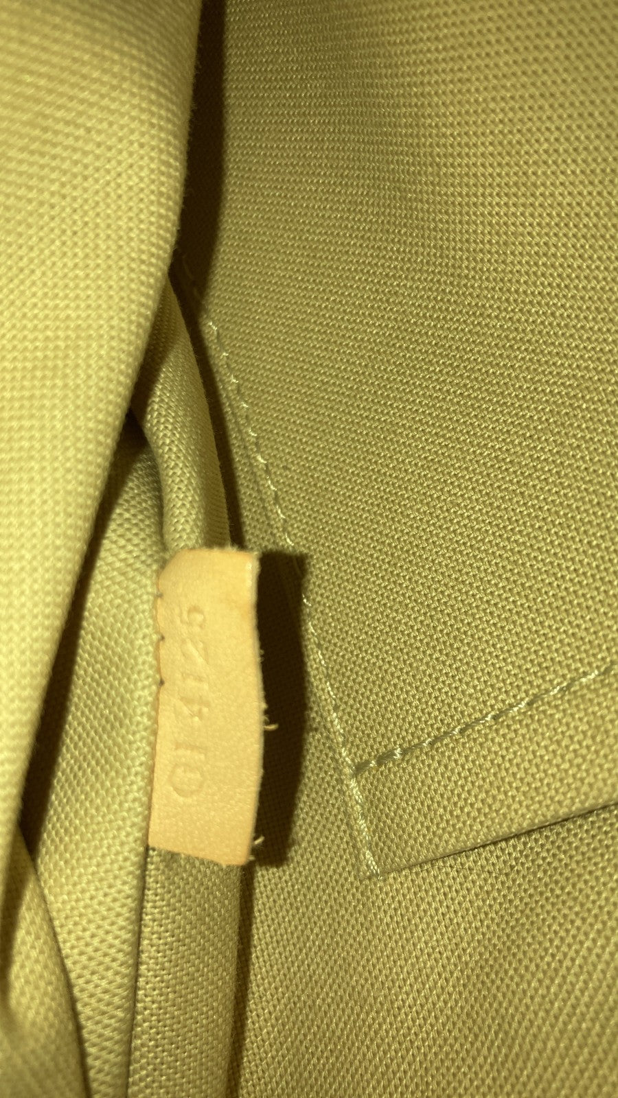 Louis Vuitton Siracusa Handbag Damier Mm