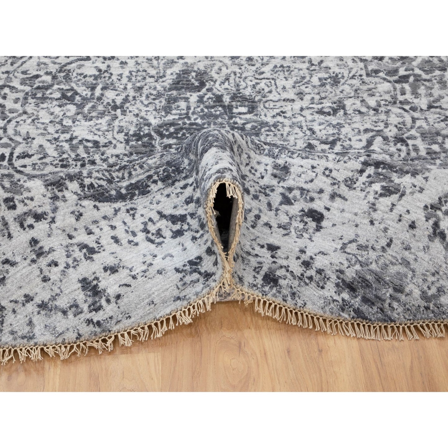 8'X8' Wool And Silk Hand Knotted Broken Design Round Fine Rug