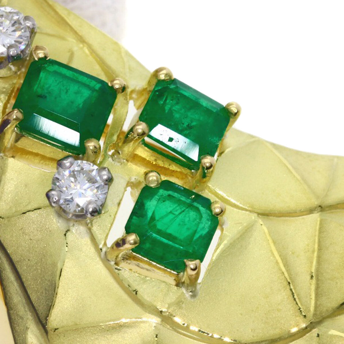 Ikeda Keiko Brooch Colored Stone Emerald