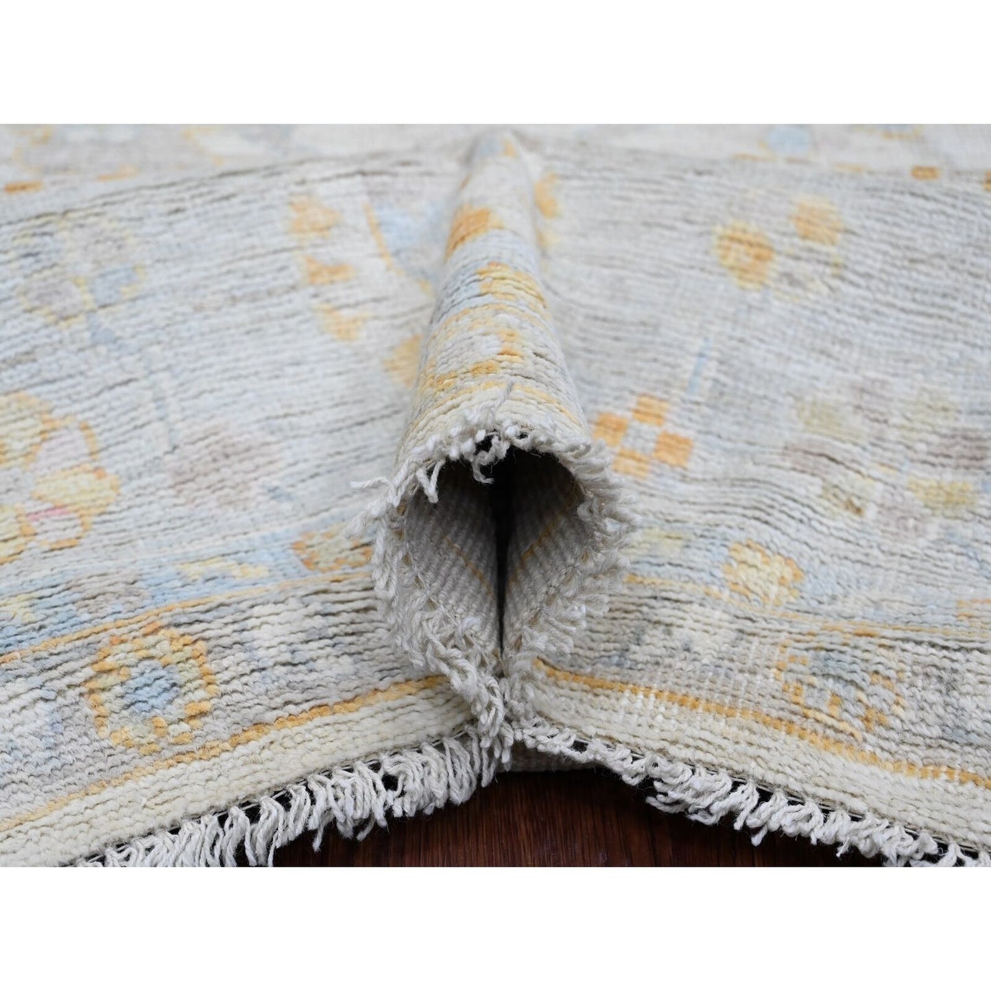 8'X8' Pearl White Hand Knotted Afghan Angora Oushak Pure Wool Square Rug