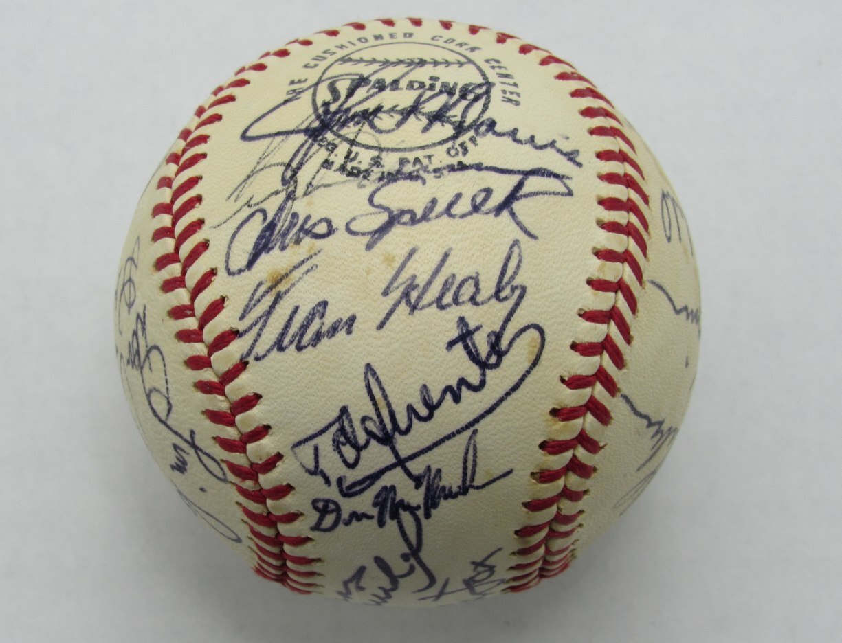 1972 Giants Team Signed By 23 Onl Baseball