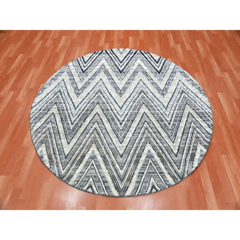 6'X6' Round Chevron Design Wool And Pure Silk Hand Knotted Ivory Rug