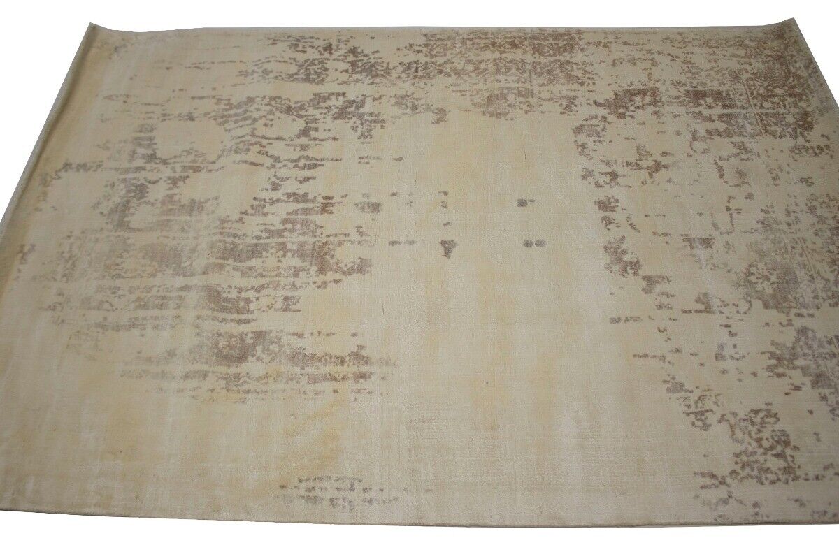 Distressed Cream Floral Design 4X6 Hand-Loomed