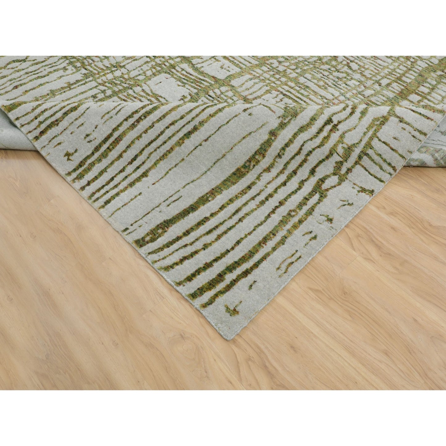 11'9"X14'8" Oversized Green Fine Jacquard Hand Loomed Wool & Art Silk Rug