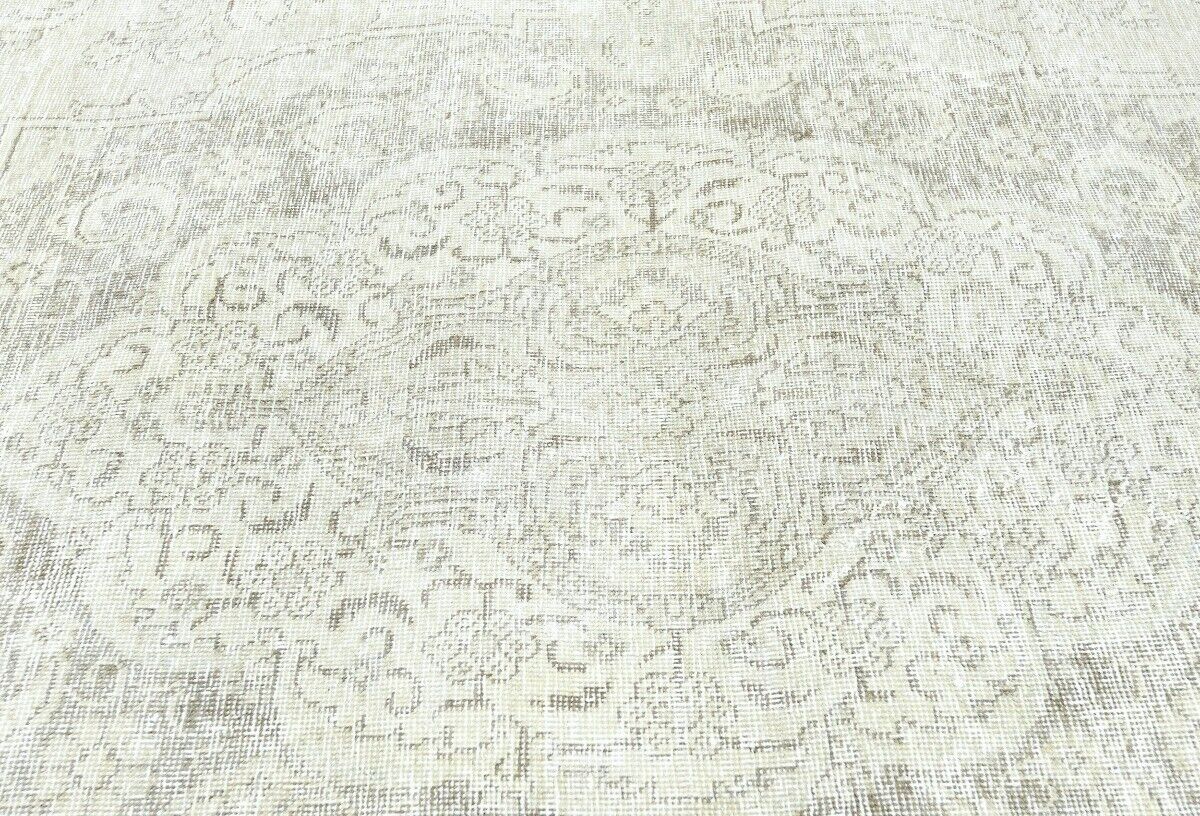 Distressed Vintage Oriental Rug Floral Dining