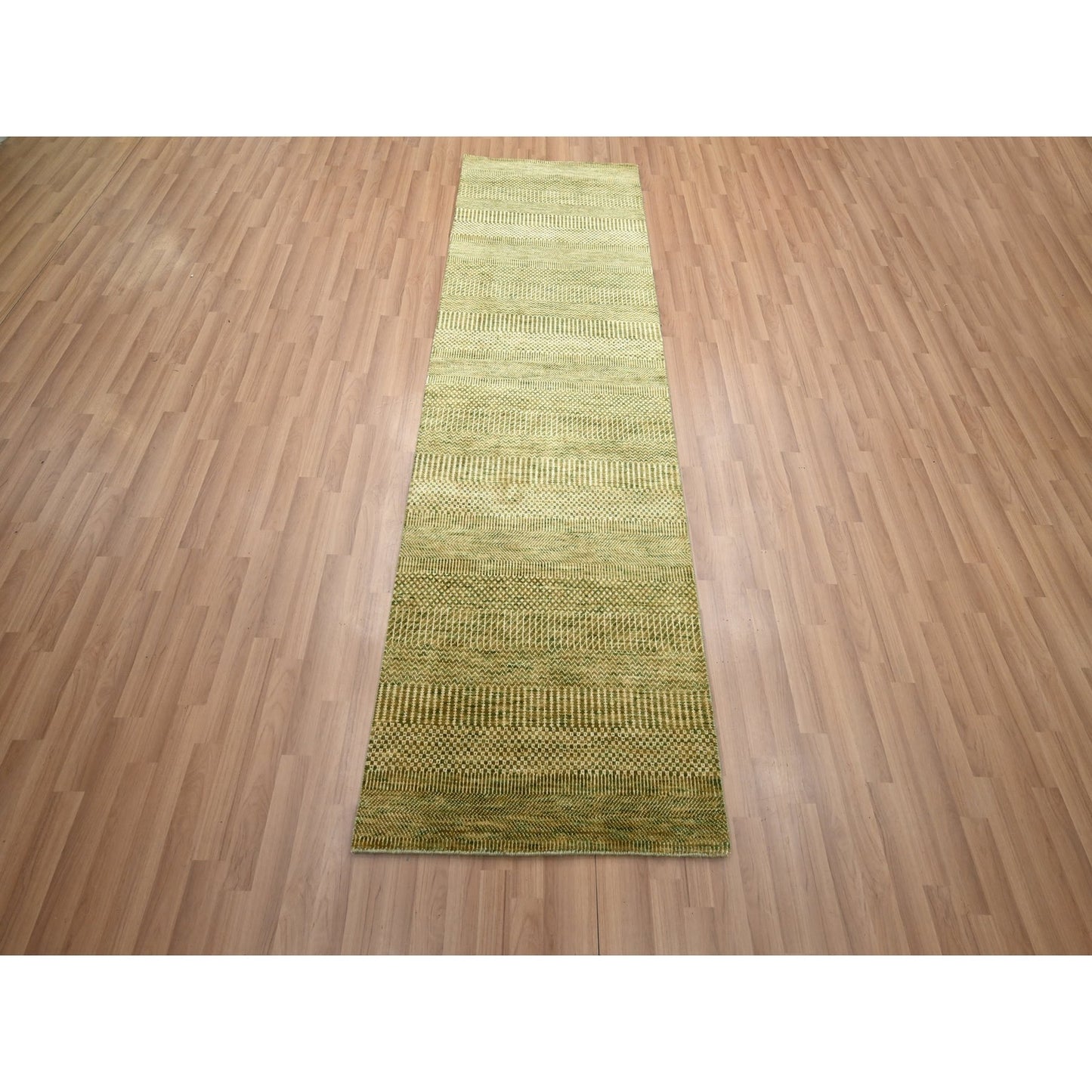 2'8"X8'2" Brown Wool And Silk Modern Grass Design Hand Knotted Runner Rug