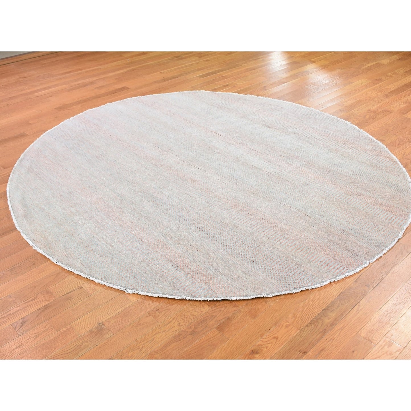 8'X8' Salmon Grass Design Wool And Silk Hand Knotted Round Oriental Rug