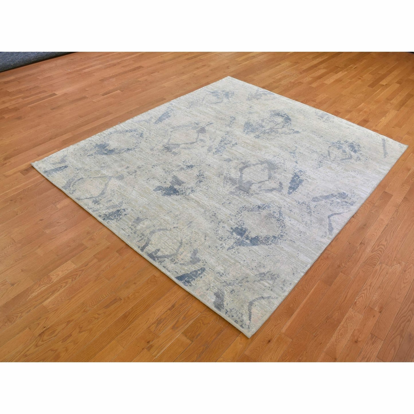 8'X9'6" Silver Blue Silk With Textured Wool Modern Hand Knotted Rug