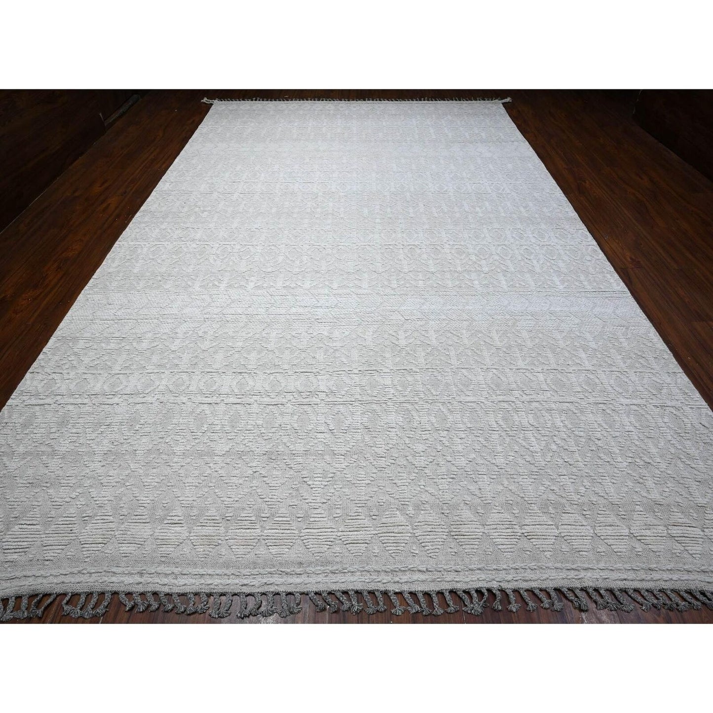 9'9"X15'4" Ivory Moroccan Weave Leaf Design Oversized Oriental Rug