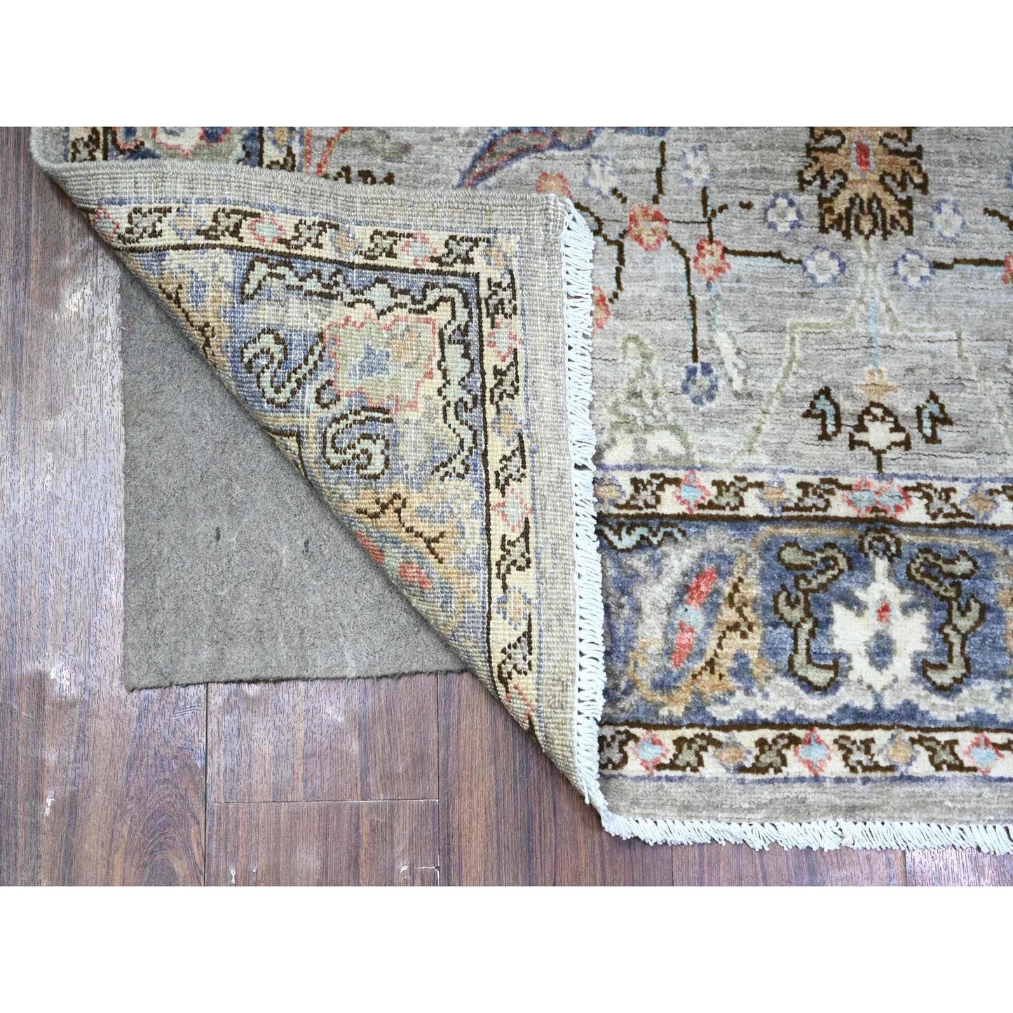 3'10"X9'10" Gray Bidjar Garus Design Soft Wool Hand Knotted Rug