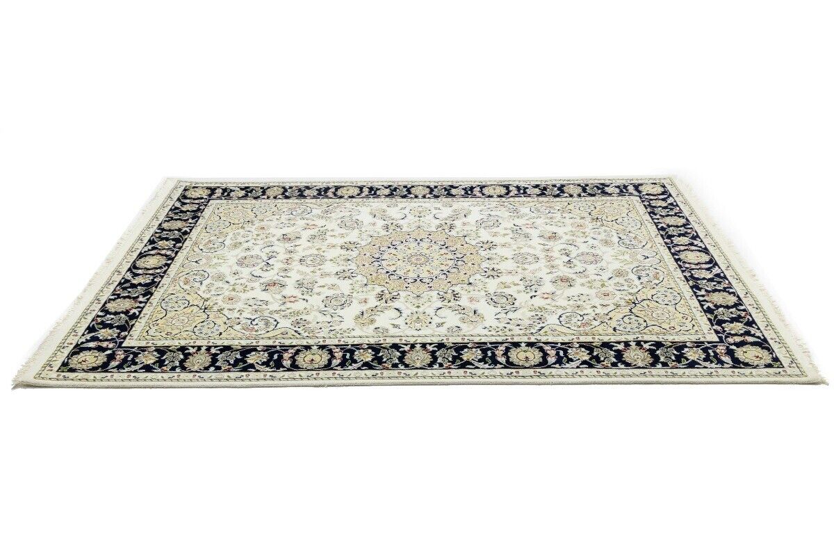 Hand-Knotted Indo-Nain Floral Medallion Rug