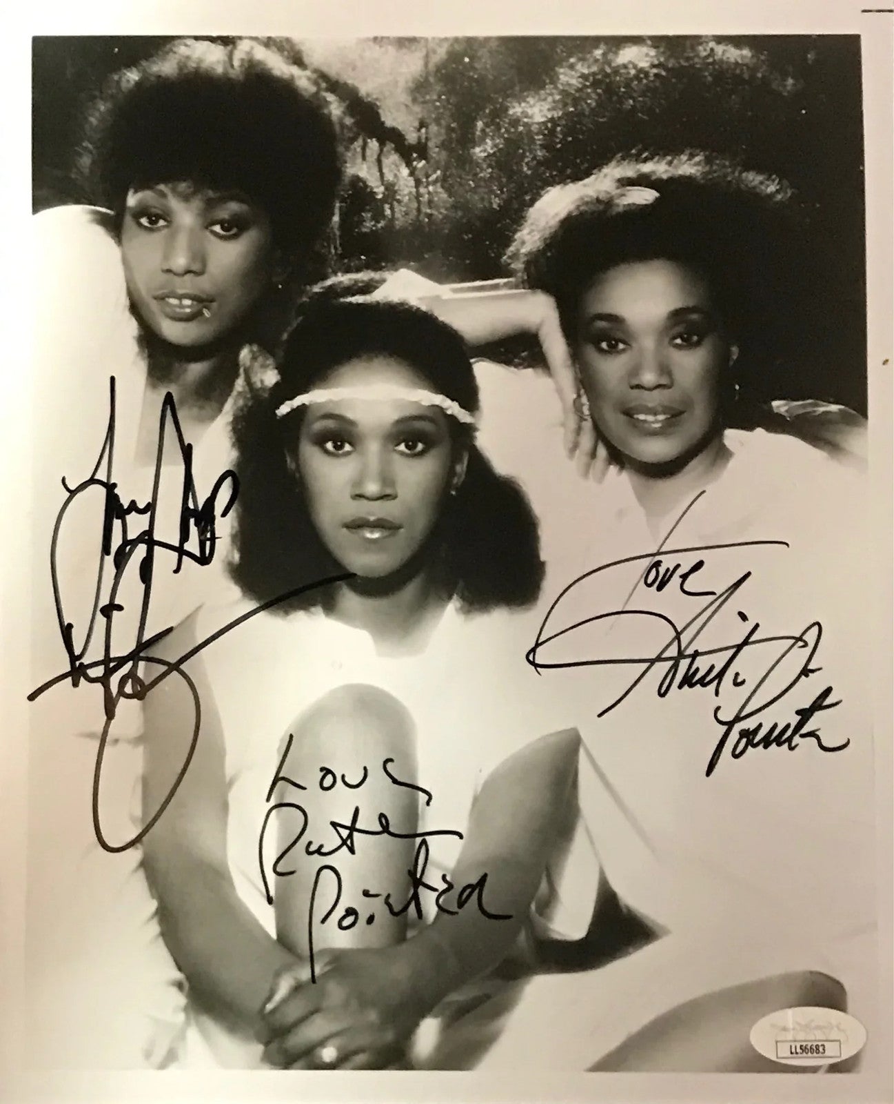 Pointer Sisters Autographed 8X10 Photo (Jsa)