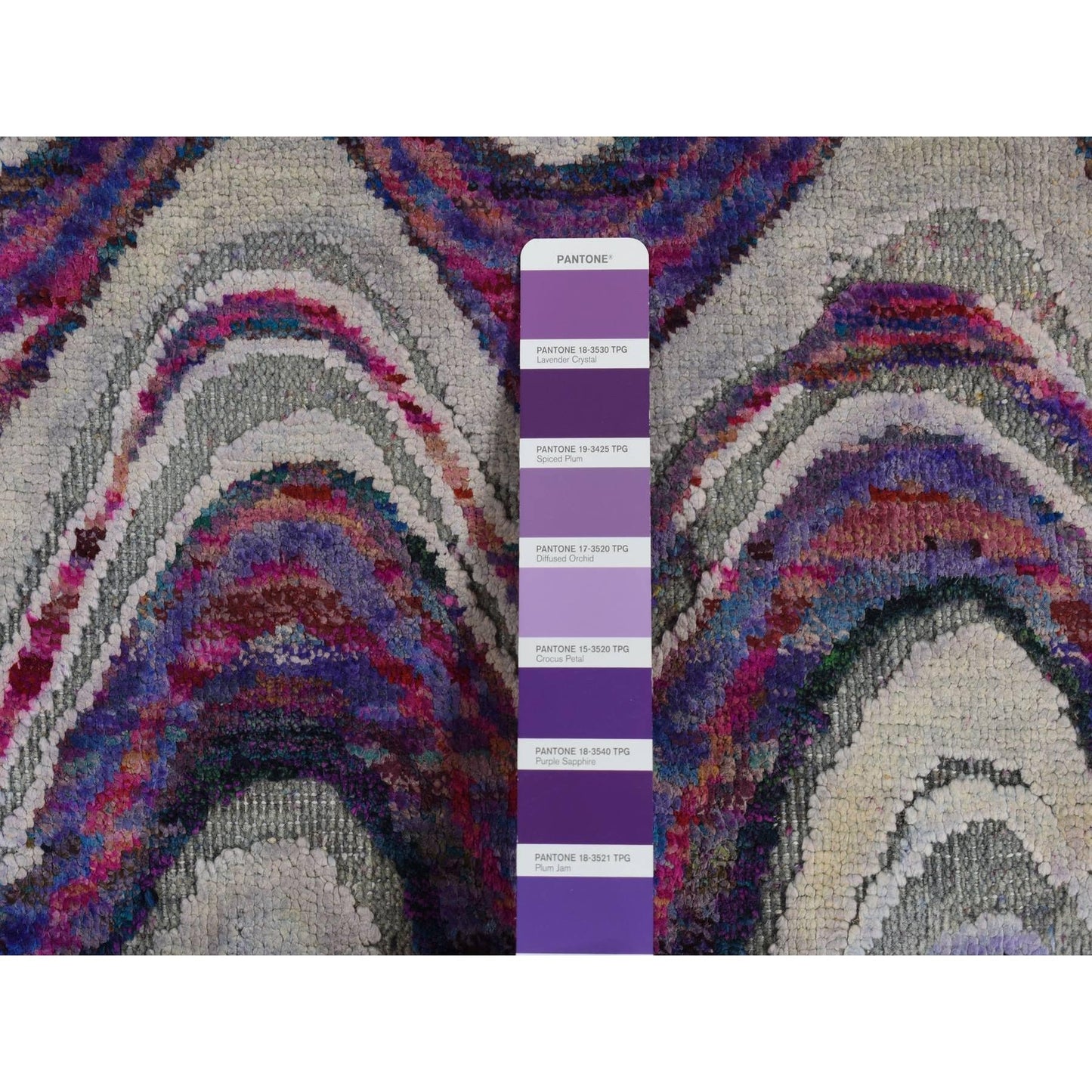 9'X11'10" Ivory The Colorful Waves Silk With Wool Hand Knotted Rug