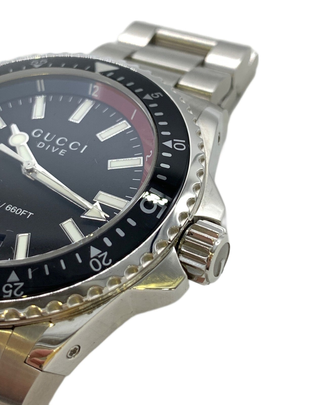 Gucci Dive Wristwatch 136.2