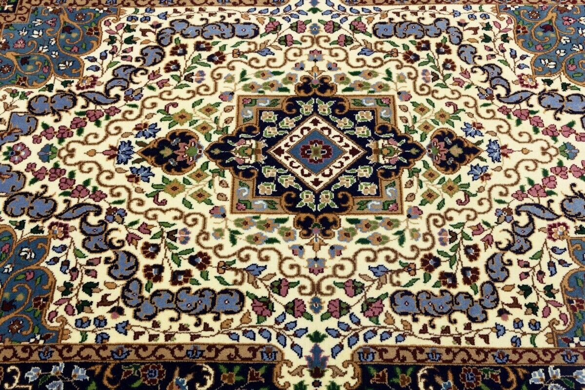 Hand-Knotted Kirman Classic Floral Design