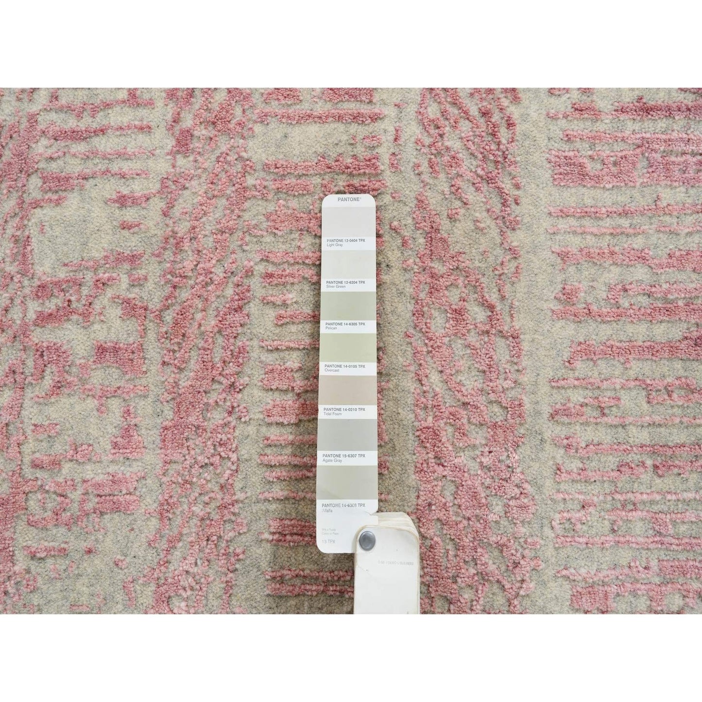 2'6"X12'1" Rose Pink Wool And Art Silk Jacquard Hand Loomed Runner Rug