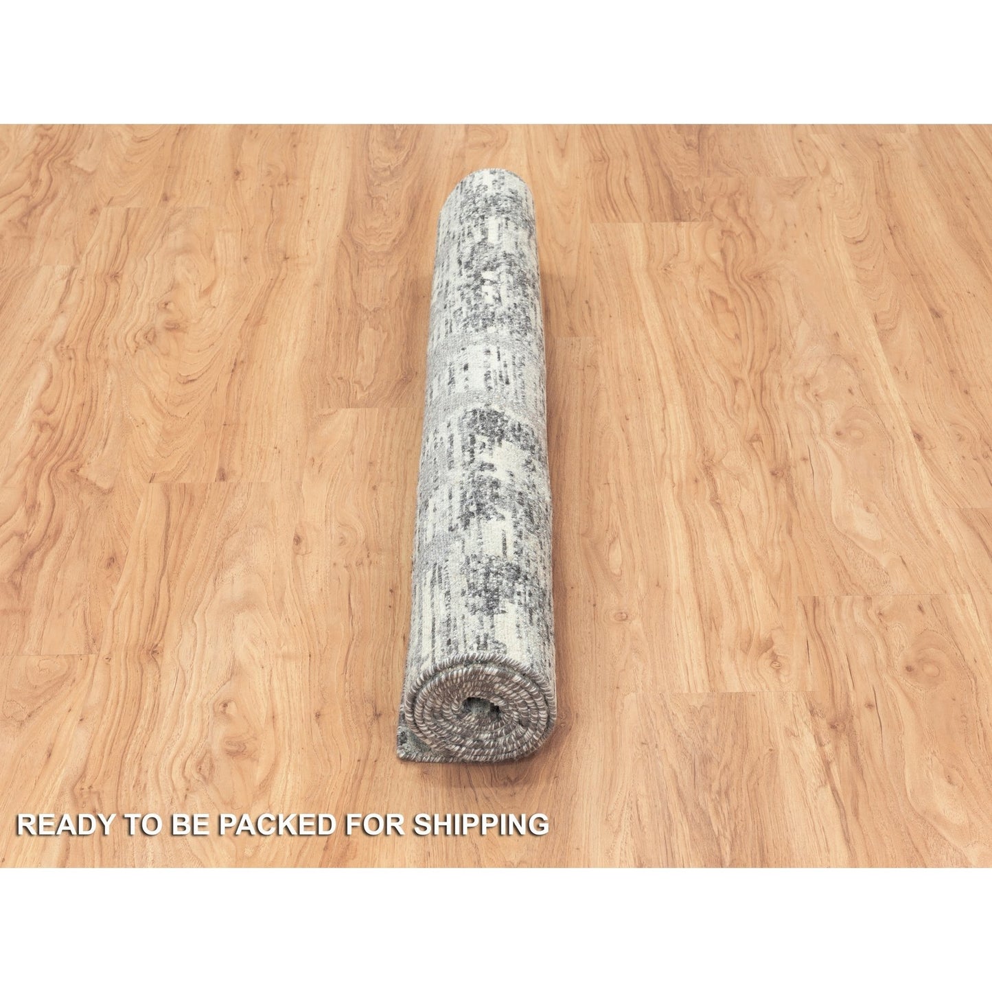4'X6'1" Light Gray Modern Design Natural Wool Hand Knotted Rug