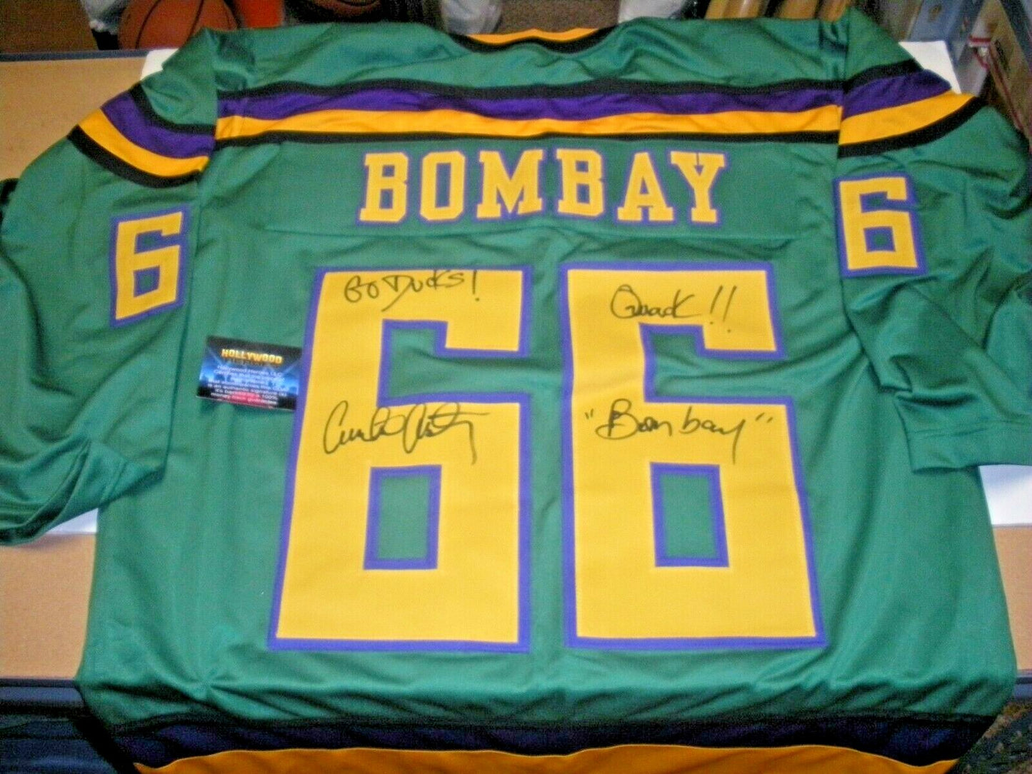 Emelio Estevez The Mighty Ducks Coach Bombay Go